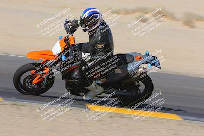 media/Oct-08-2022-SoCal Trackdays (Sat) [[1fc3beec89]]/Turn 9 Inside (10am)/